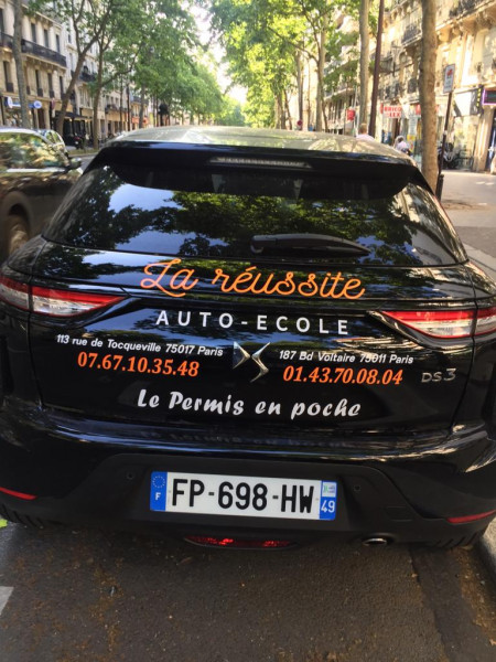 Le semi-covering voiture à Paris